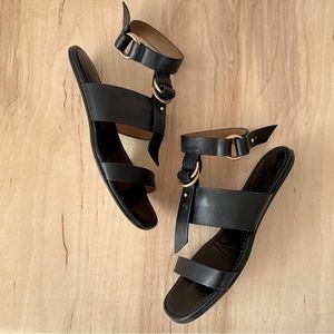 Chloe “Kingsley” Sandal Black & Gold Gladiator style US 7.5 / EU 38.5